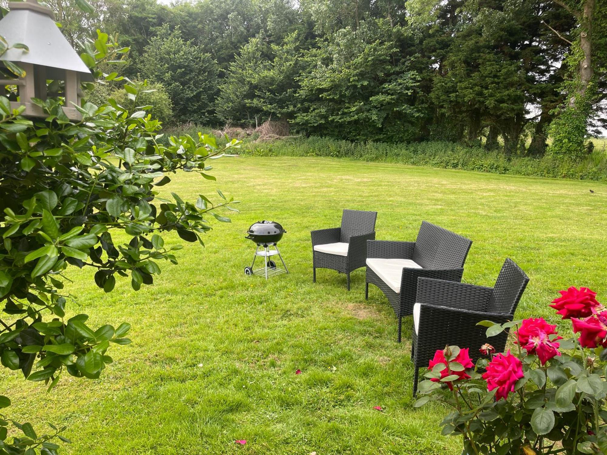 Look No Further Gorgeous Newly Renovated Contemporary Chalet Sandown Bay Holiday Centre Kültér fotó