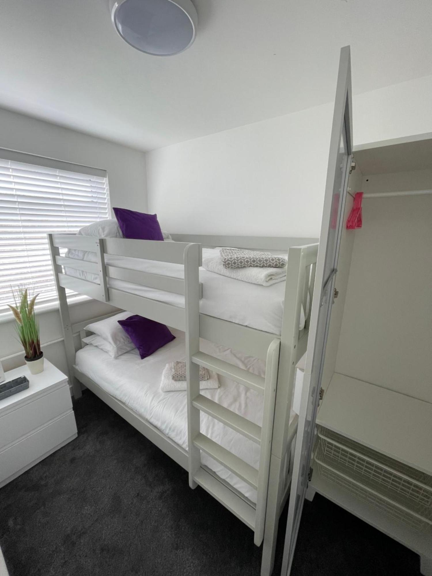 Look No Further Gorgeous Newly Renovated Contemporary Chalet Sandown Bay Holiday Centre Kültér fotó